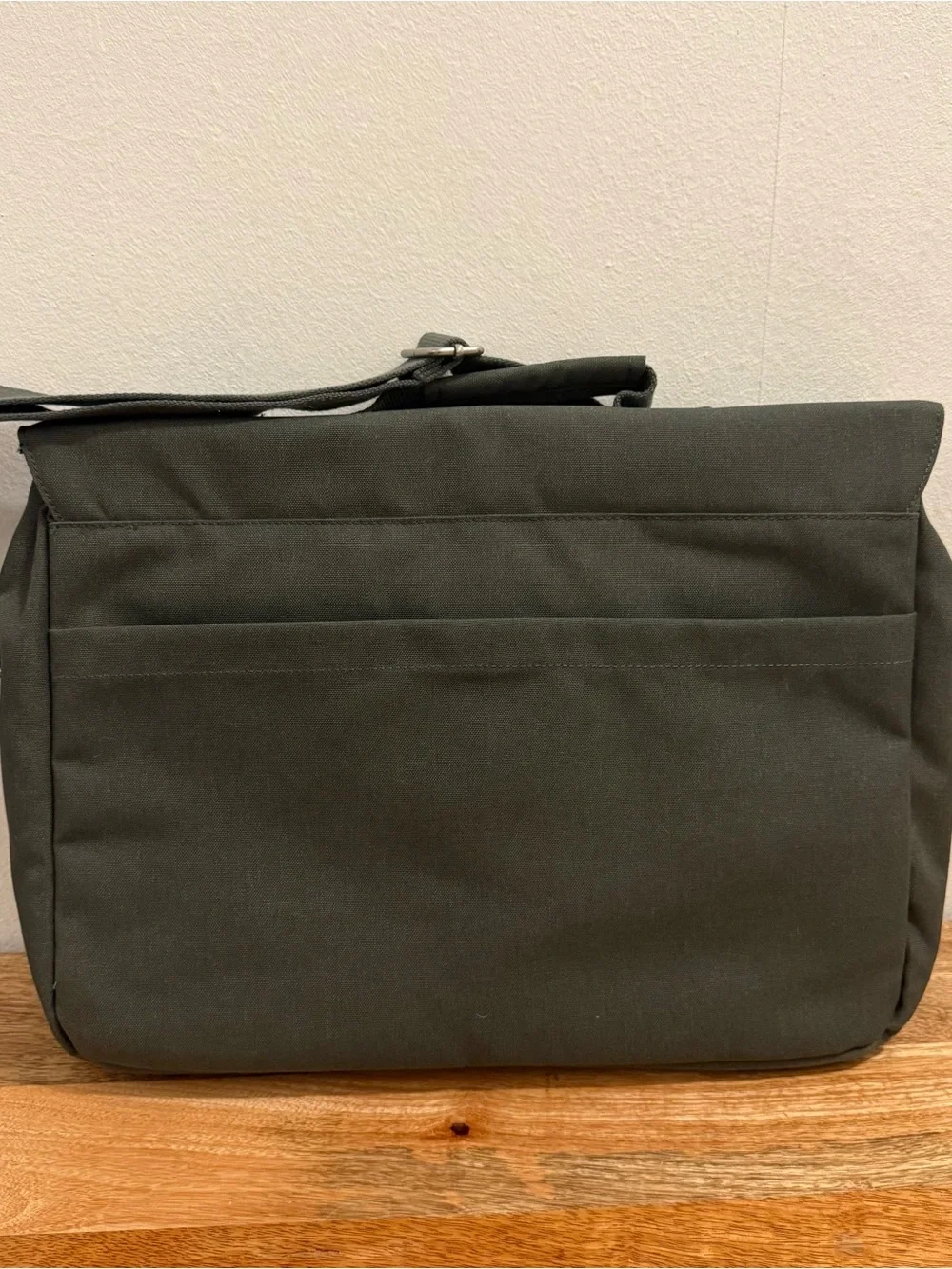Olive Green Messenger Bag - Classic Urban Carry
